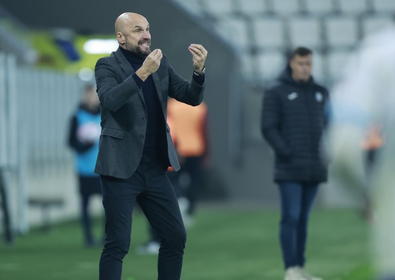 Novi težak udarac za Osijek i Željka Sopića?