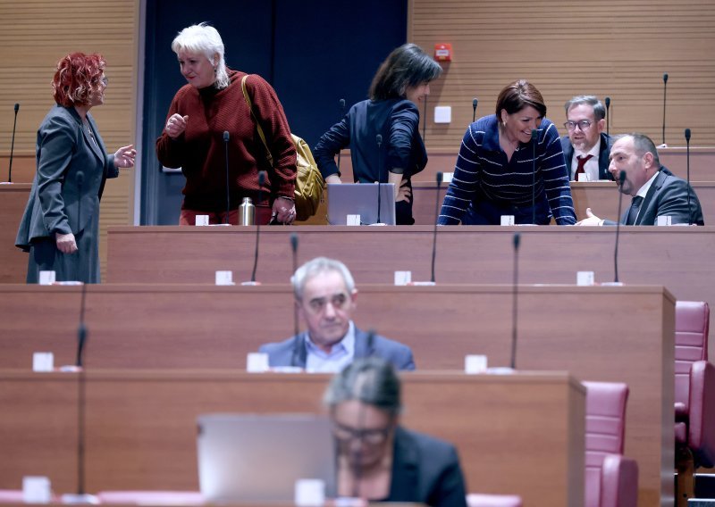 Raspodijelili preko 13 milijuna eura: Evo koliko je koja politička stranka dobila iz proračuna