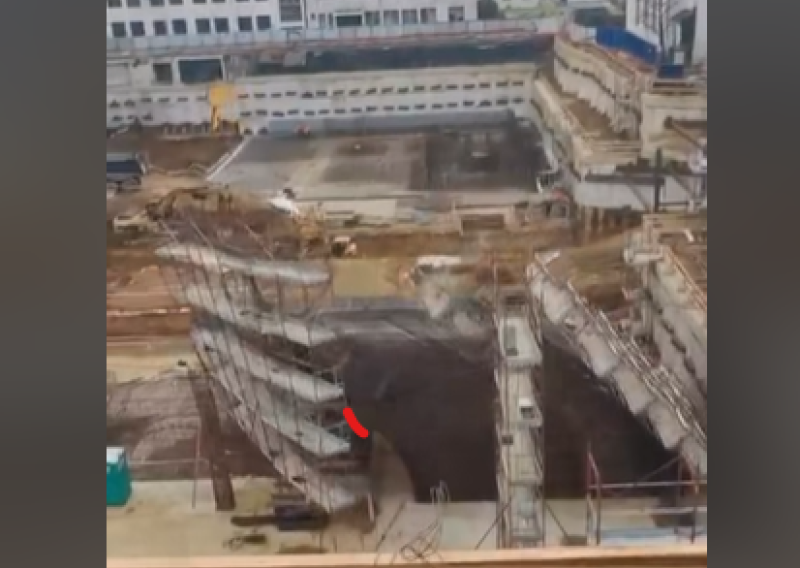 VIDEO Mrežama se širi dramatična snimka: Urušile se skele na gradilištu na Rebru