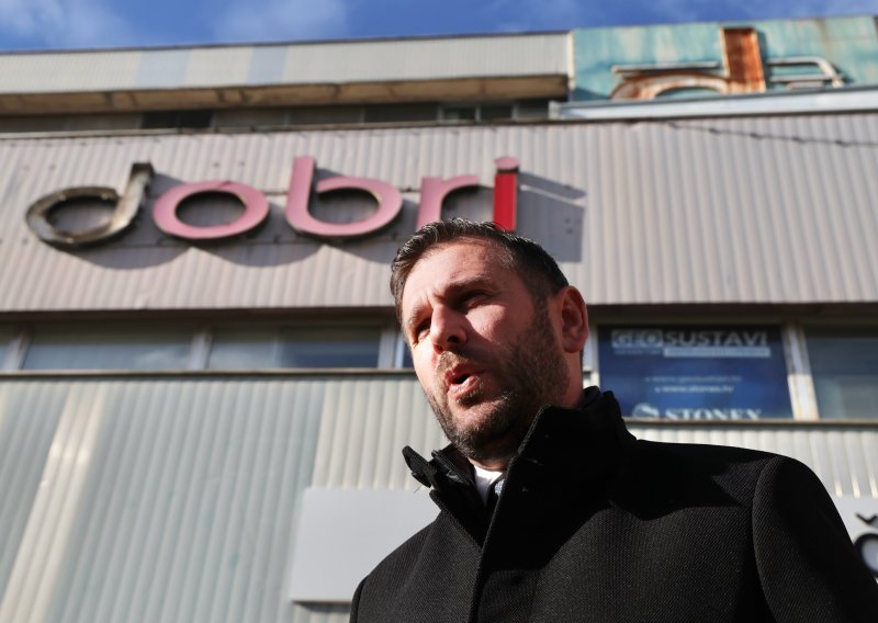 Tomislav Šuta u šopingu: Namještaj za njegov ured 30 tisuća eura, jedna stolica gotovo tisuću eura