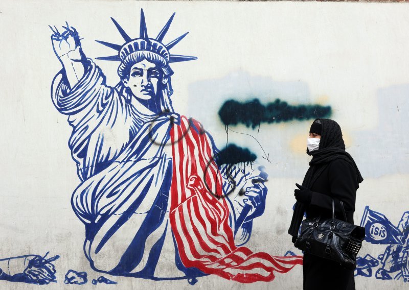 Iran optužio SAD, Izrael i Europu da su poticali nemire