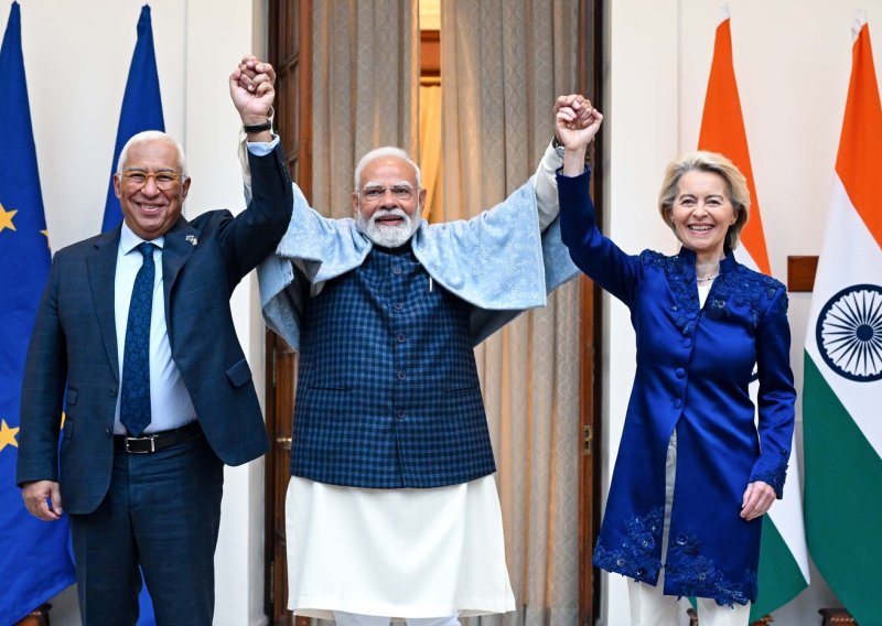 Indija povukla prvi potez: Smanjuju se carine na luksuzne europske automobile