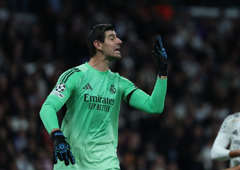 Zato ga navijači vole; pogledajte što je Courtois naredio Realovim zvijezdama