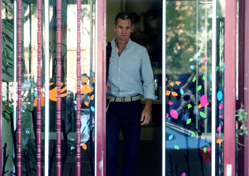 Proslavljeni rukometaš progovorio o paklu koji je uništio njegov brak: 'Objavljene fotke srušile su sve'