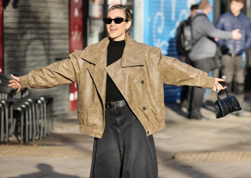 Za chic stajling ne trebate potrošiti bogatstvo, a ova genijalna jakna to i dokazuje