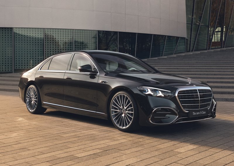 Mercedes-Benz temeljito osvježio S-klasu: Najprodavanija luksuzna limuzina na svijetu je svijet za sebe