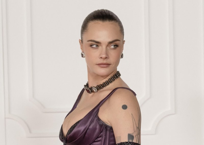 Slavna plavuša postala je neprepoznatljiva: Sve je iznenadila drastičnom promjenom