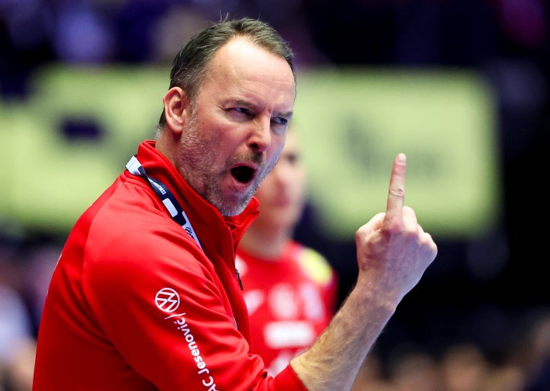 Sigurdsson je posebno razočaran dvojicom igrača: Evo što je rekao nakon poraza