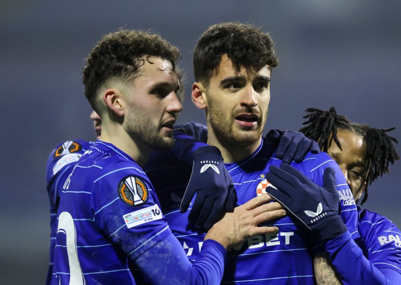 Veliki preokret: Kulenović jutros napustio Dinamo, ali ne odlazi u Veronu