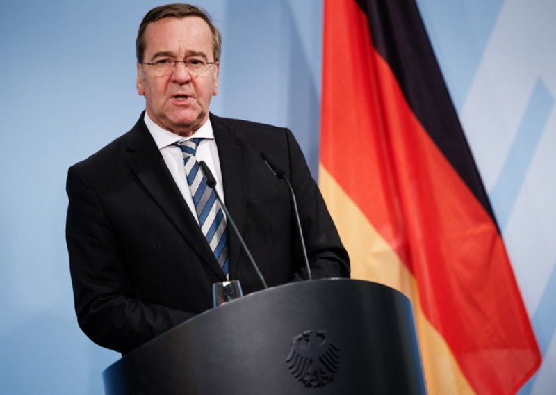 Pistorius: 'Bila bi greška da gledamo u smjeru Bijele kuće kao kunić zmiju'