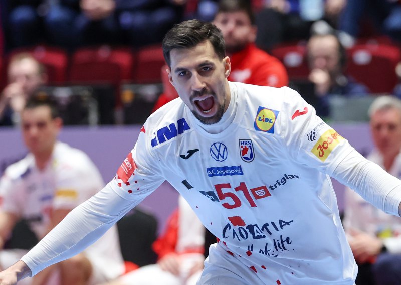 Evo kako je Ivan Martinović motivirao naše igrače uoči utakmice za broncu