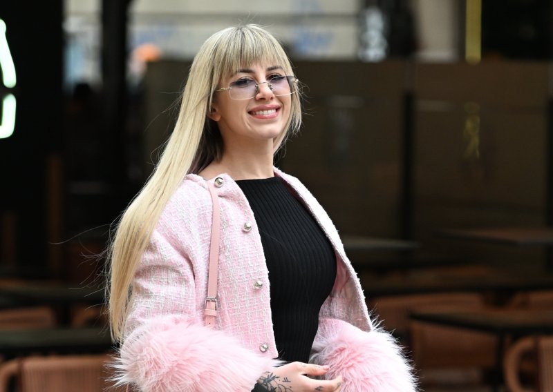 Nije pobijedila, ali je imala poseban doček: Stela Rade stigla po zasluženo priznanje