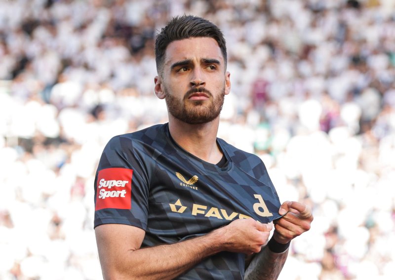 Sandro Kulenović se emotivnom objavom oprostio od Dinama; evo što je poručio