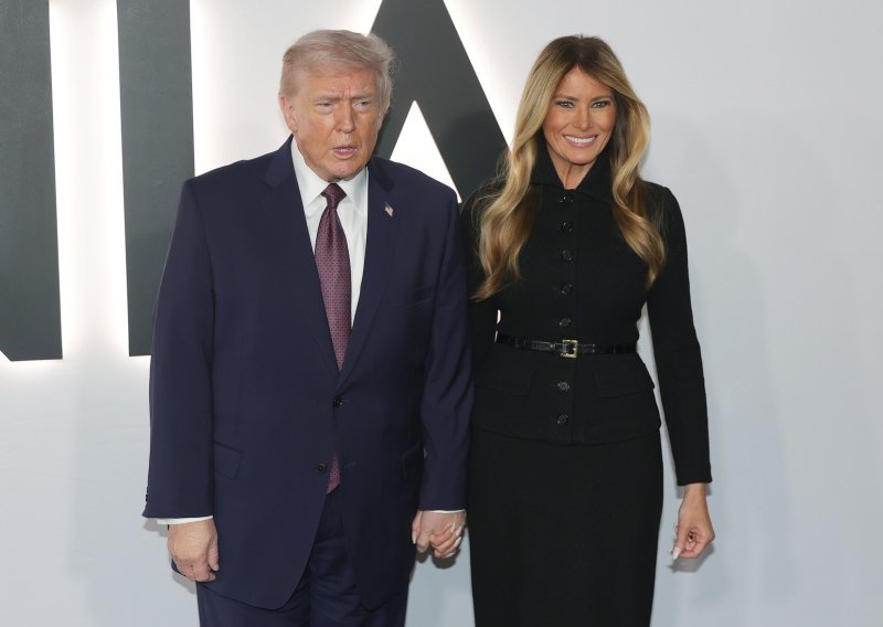 Trump 'iziritiran' onim što Melania radi: Uvjeren je da mu obitelj uzima sve, a zauzvrat ne daje ništa