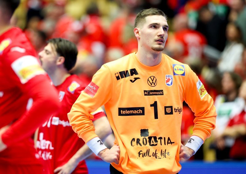 Viroza poharala hrvatsku reprezentaciju uoči borbe za broncu: Kuzmanović povraćao cijelu noć