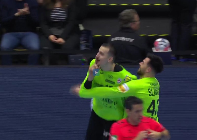 Hrvatski rukometaš utišavao danske navijače: Evo kako je objasnio svoju reakciju