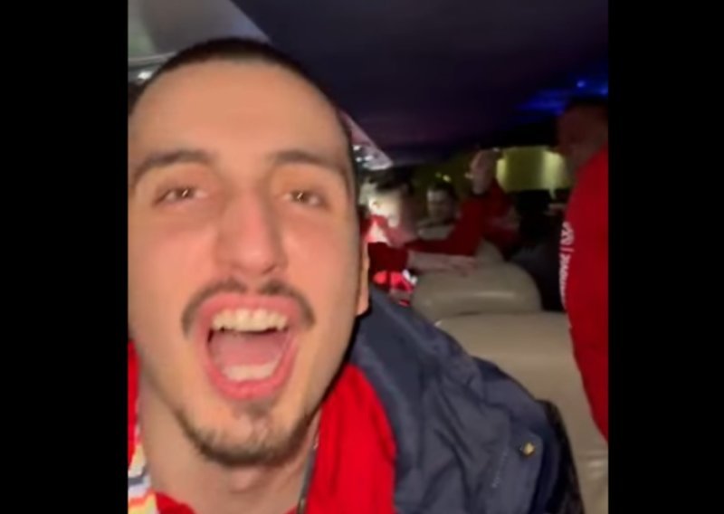 Rukometaši pjesmom iz autobusa poslali poruku? 'Kad zapjevam, partija mi sudi'