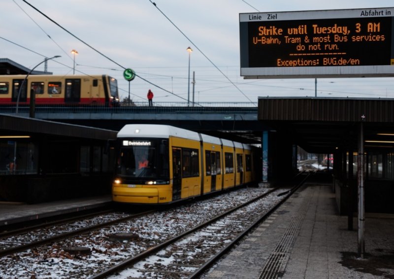 Paralizirana Njemačka: U štrajku deseci tisuća radnika u javnom prijevozu