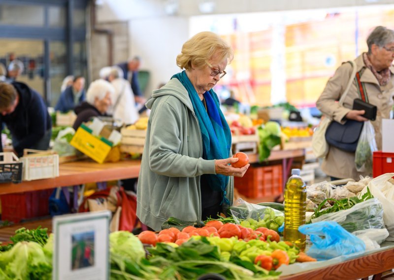 Mirovine rastu, ali stručnjaci upozoravaju: Dugoročno to neće biti dovoljno