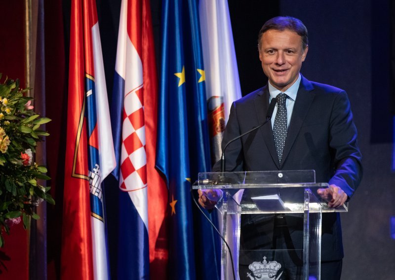 Jadroković optužio ljevicu za politiziranje dočeka rukometaša: komentirao i zabranjene simbole