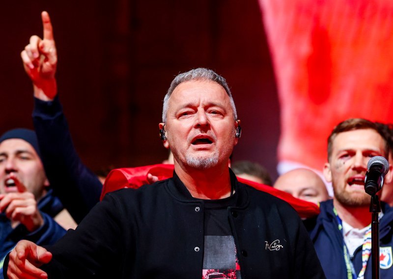 Thompson progovorio o sinu Anti: 'On silno želi da nastavim glazbeni put'