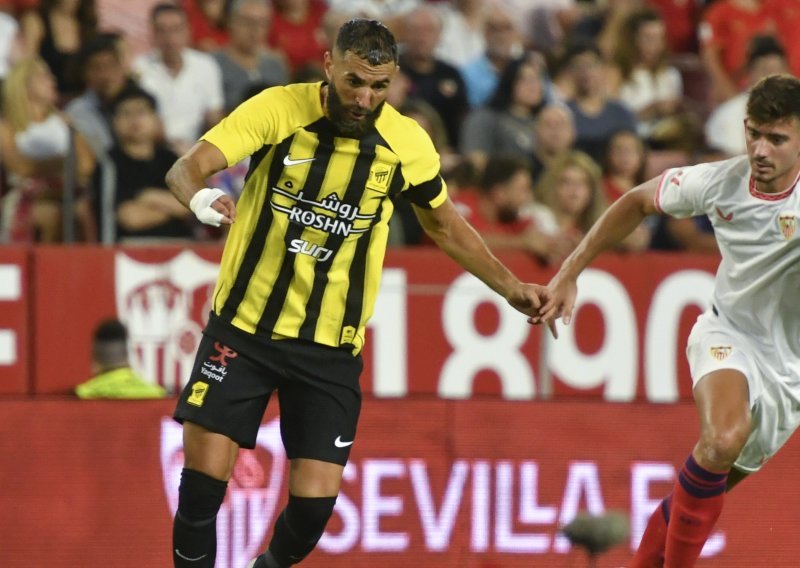 Navijači napali Benzemu nakon 'izdaje': Kukavico, ne predstavljaš klub