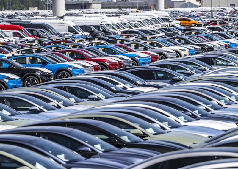 Dramatičan zaokret: Evo koliko je brutalna konkurencija među proizvođačima auta u Kini