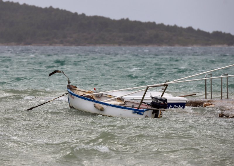 Crveni meteoalarm u dvije regije, vrijeme i dalje nestabilno: Tko je na udaru
