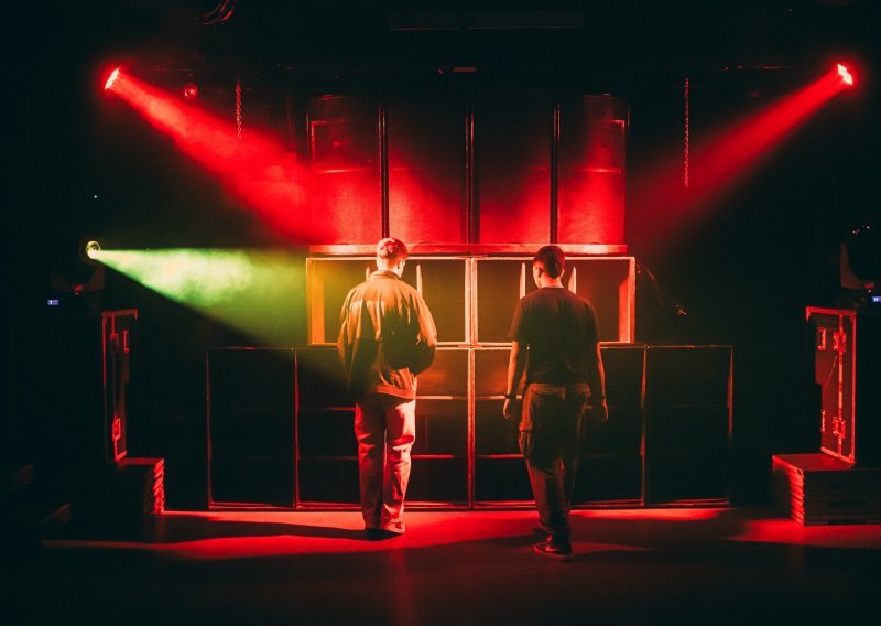 Valentinovo za dub militante: Ne propustite Roots & Lovers plesnjak u Attacku