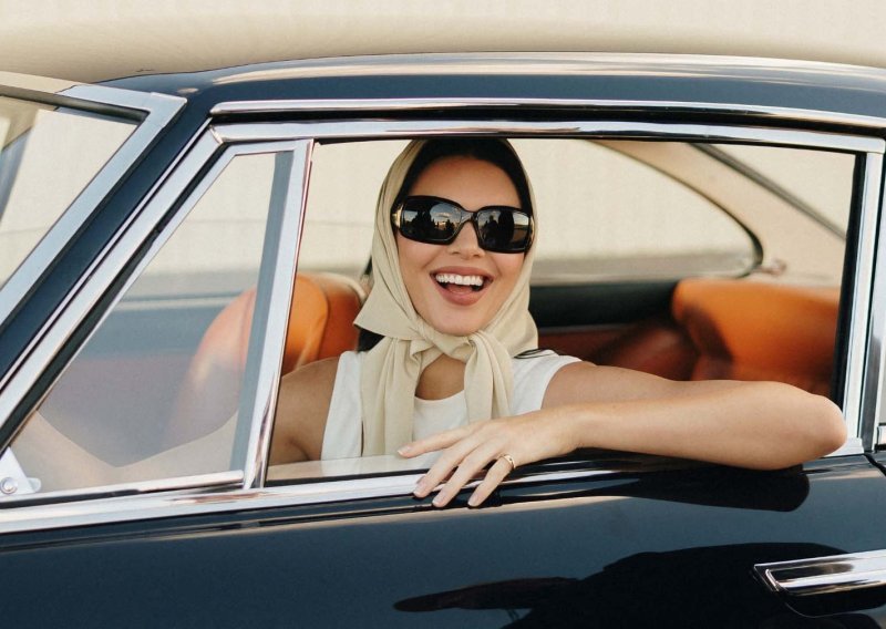 Zaboravite na traperice: Ovi kultni komadi iz 90-ih puno su bolja formula za chic izgled