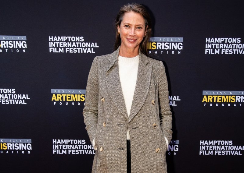 Ima 57 godina i ne boji se starenja: 'Vidim promjene na sebi, ali sretna sam time kako izgledam'