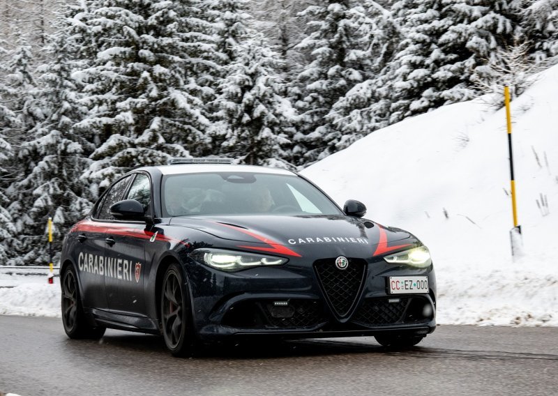Alfa Romeo slavi 75 godina partnerstva s karabinjerima: Giulia Quadrifoglio zvijezda sportskog susreta