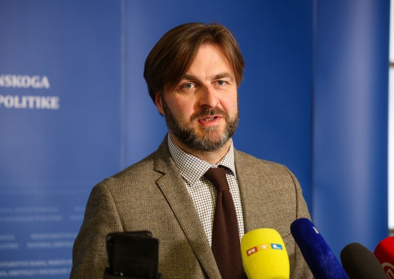 Čorić otkrio koliko će ove godine iznositi pomoć lokalnim jedinicama