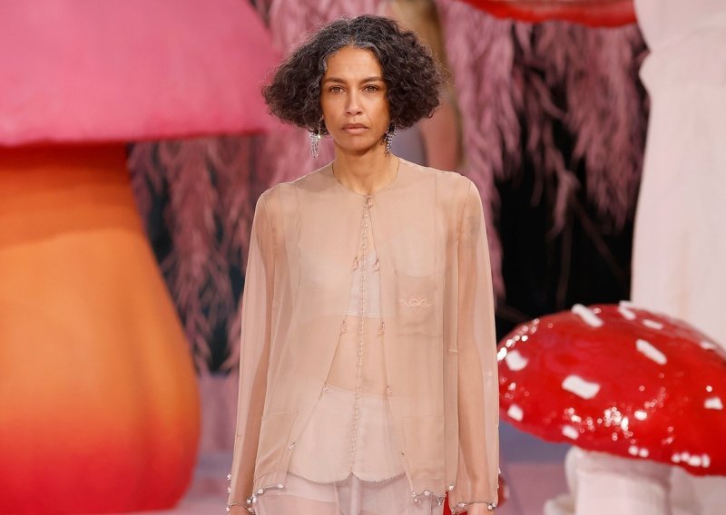 S 38 su joj rekli da je 'prestara', a u 50-ima je postala senzacija na modnoj pisti