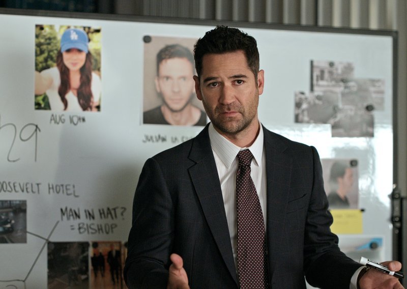 Volite 'Odvjetnika iz Lincolna'? Ovo su kultne serije istog autora koje morate pogledati, ako već niste