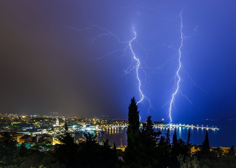 Samo rijetki će ovog vikenda uživati u suncu, evo gdje se očekuju najjači pljuskovi