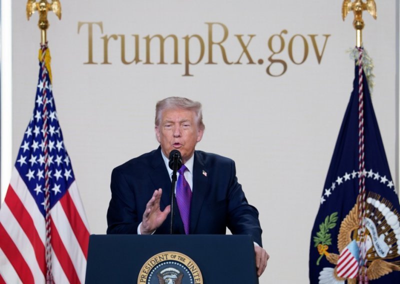Trump pokreće platformu za jeftinu nabavu lijekova: 'Ljudi će biti zdravi'