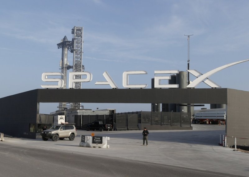 Grad Elona Muska u Teksasu želi osnovati vlastitu policiju