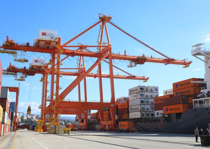 Hrvatska i dalje više uvozi nego što izvozi: Evo što pokazuju podaci za prošlu godinu