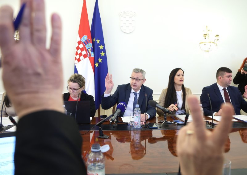 Manjine dobile više sredstava iz proračuna, no ne i tjednik Novosti