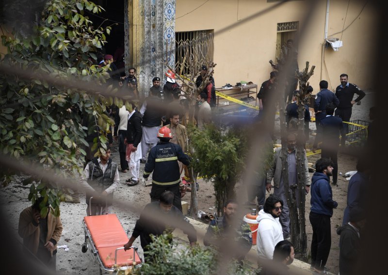 ISIS preuzeo odgovornost za krvavi napad na džamiju u Islamabadu, ubijeno više od 30 ljudi