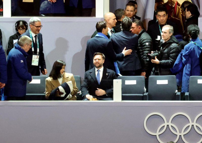 Nisu se tome nadali: Evo kakav su doček imali JD Vance i njegova supruga u Italiji