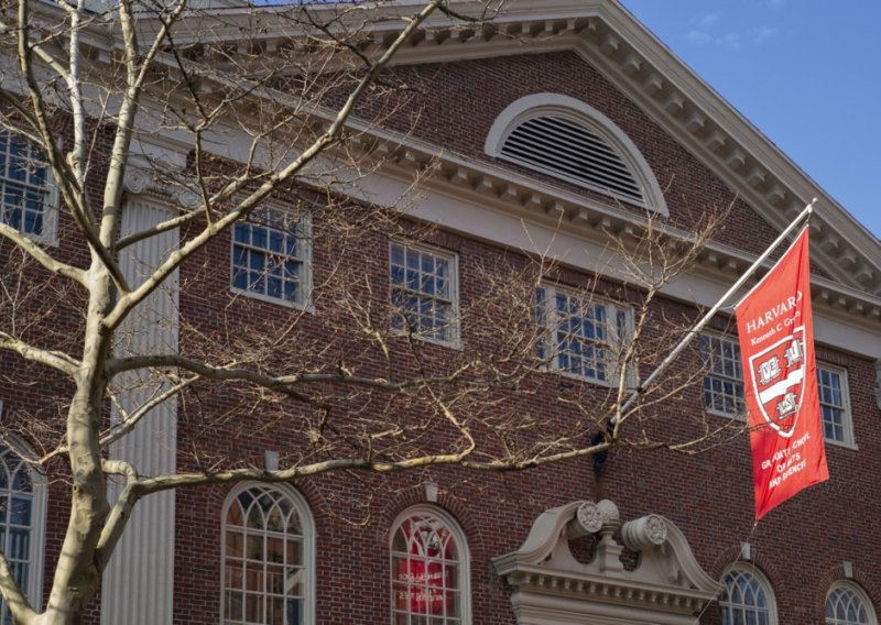 Trumpov obračun s Harvardom: Ukidaju im važne programe, oni ih već tužili