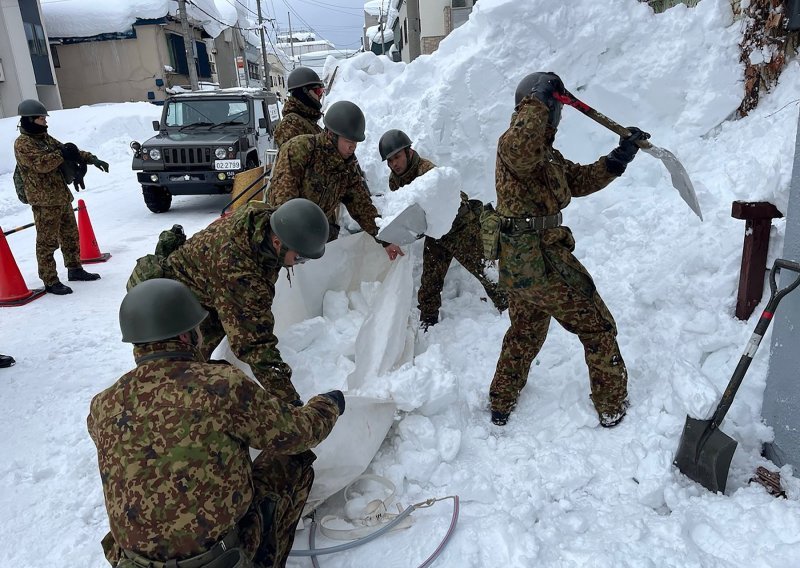 VIDEO Snježna oluja paralizirala Japan, a najgore tek dolazi
