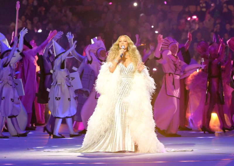 Internet 'gori': Nastup Mariah Carey i dalje je glavna tema na društvenim mrežama