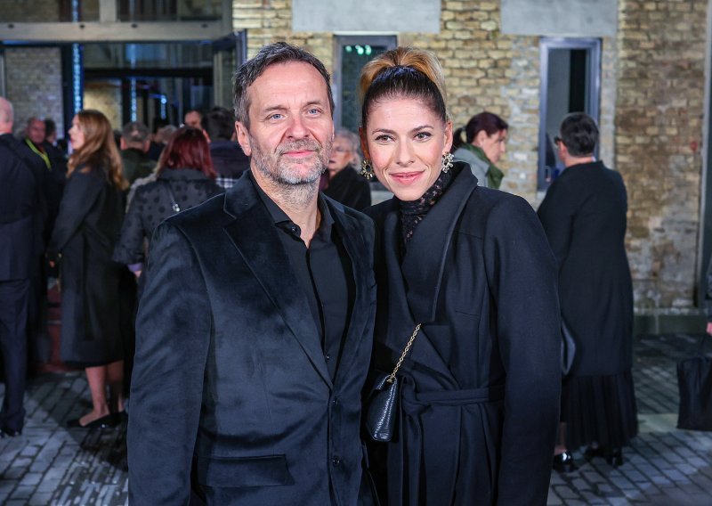 Fotografija nastala iznad oblaka govori sve: Perčin i Gelo krenuli u novu avanturu, sretni i nerazdvojni