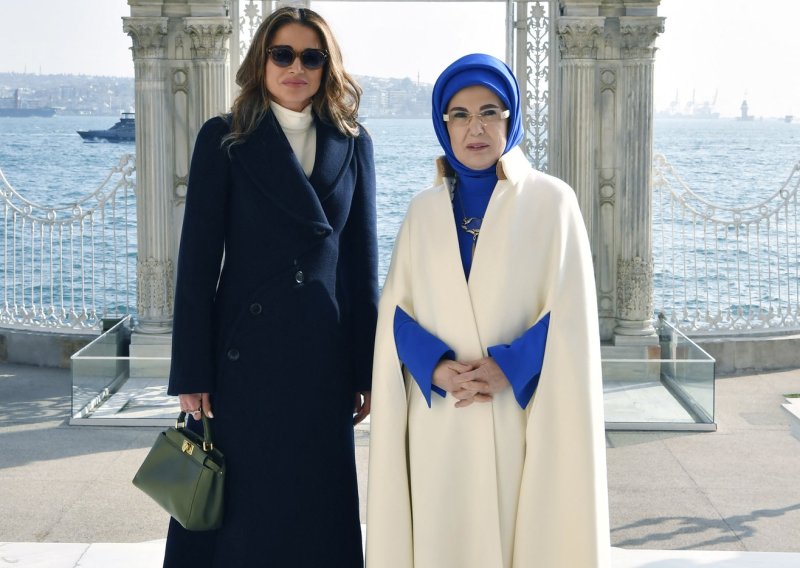 Tko je bio bolji? Izdanja kraljice Ranije i Emine Erdogan 'zapalila' društvene mreže