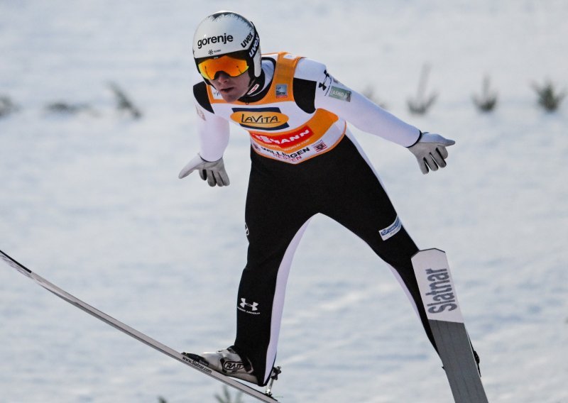 'Ne može ovako, ovo je mučenje': Domen Prevc alarmirao Sloveniju na noge noć prije borbe za medalju