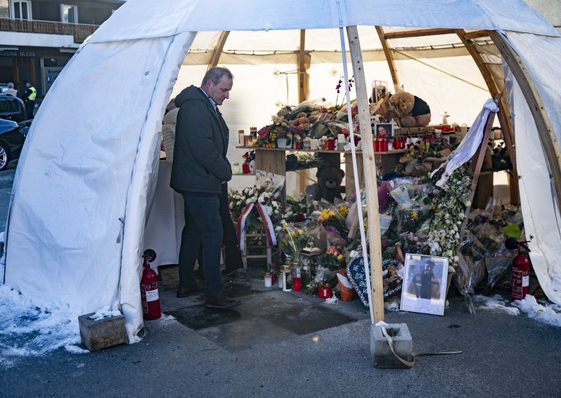 Tužitelji proširili istragu o požaru u švicarskom baru na gradonačelnika