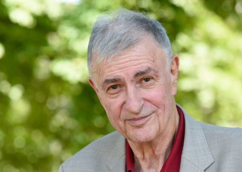 Ni teška operacija nije mu 'ubila' dobro raspoloženje: Goran Milić javio se iz bolnice